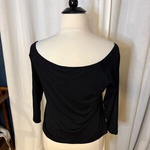 ByVinnik “Shoulder Smolder” Top